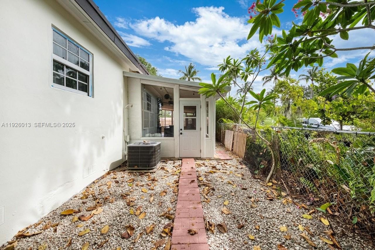 12995 NE 5th Avenue, North Miami, FL 33161 photo 27