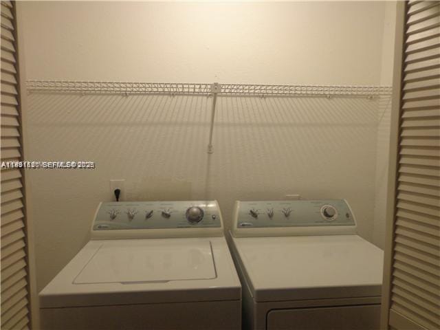3300 N Pinewalk Drive N 1928 — photo 10