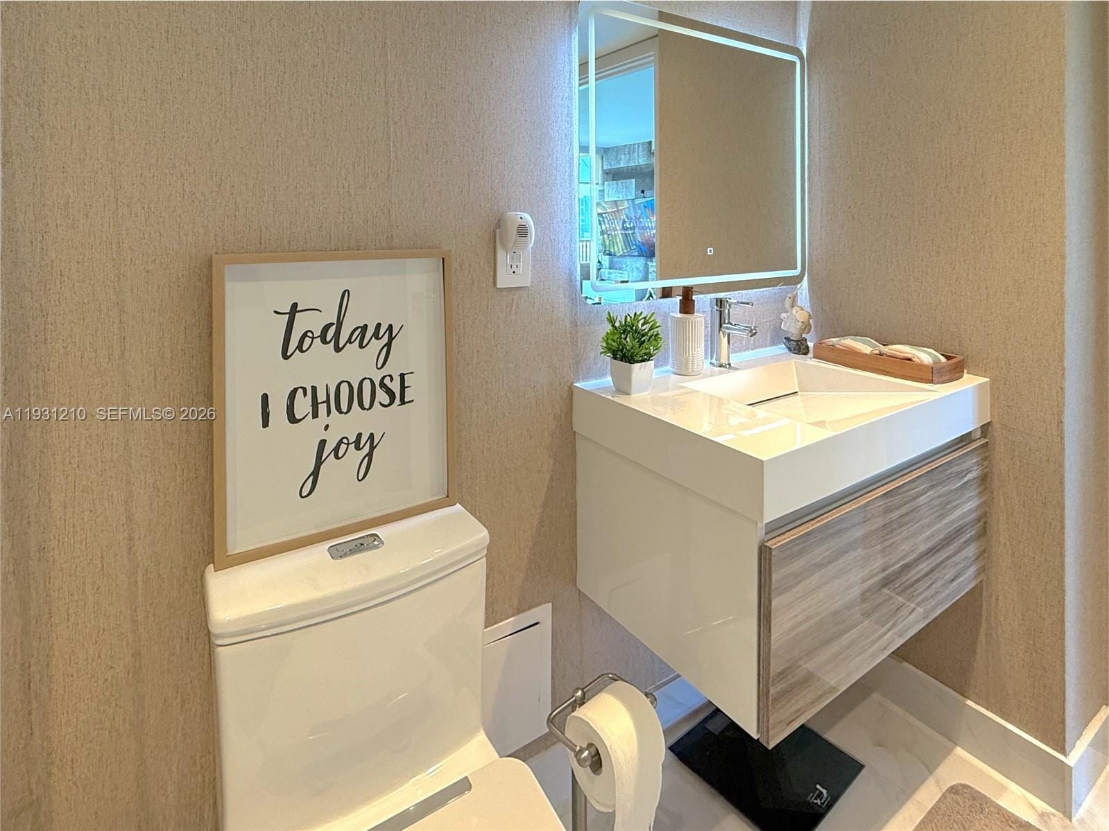 20379 W Country Club Drive 2334, Aventura, FL 33180 photo 20