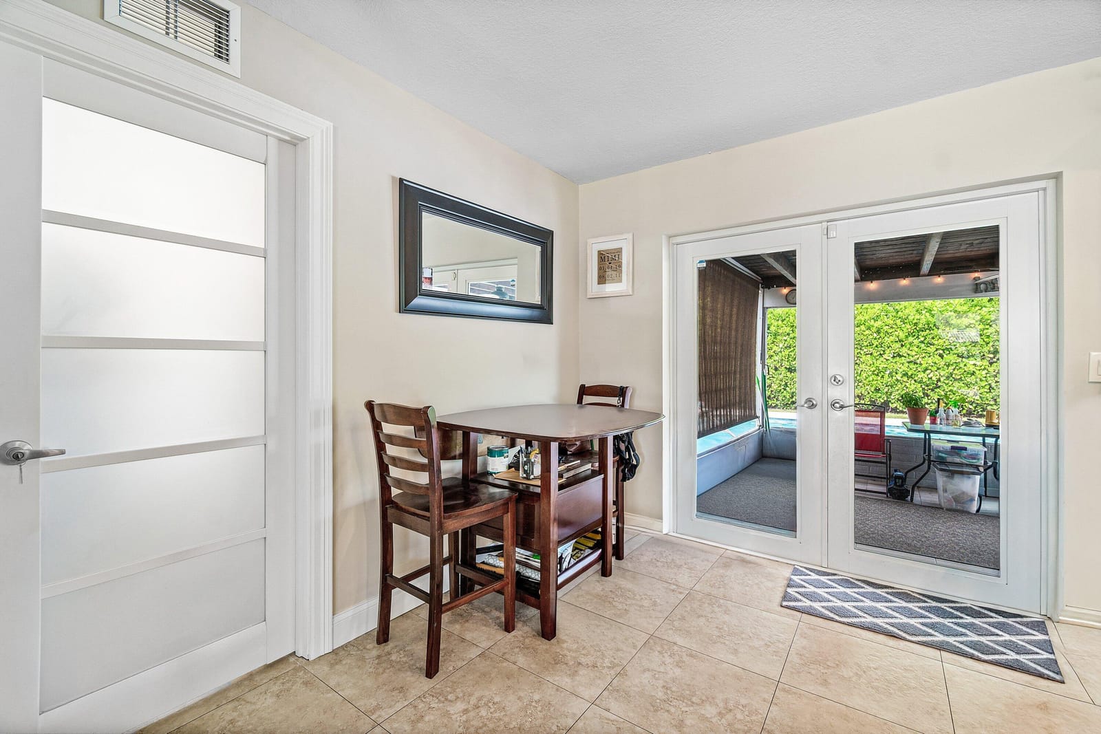 301 Se 10th Court — photo 11