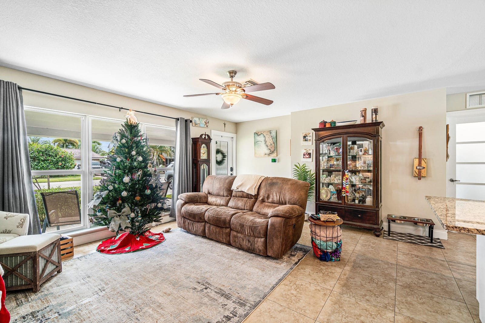 301 Se 10th Court, Deerfield Beach, FL 33441 photo 16