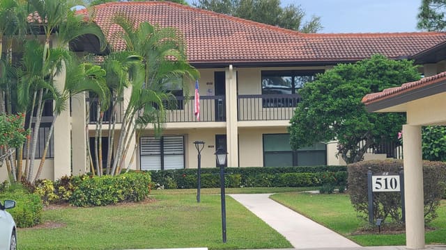 510 SW South River Drive 204, Stuart, FL 34997