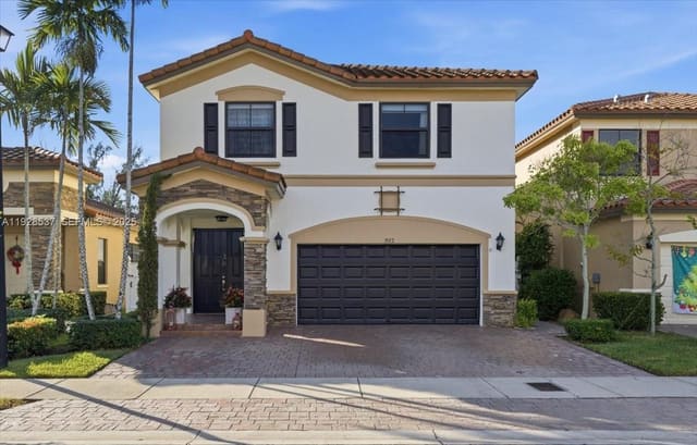 3522 W 86th Terrace, Hialeah, FL 33018
