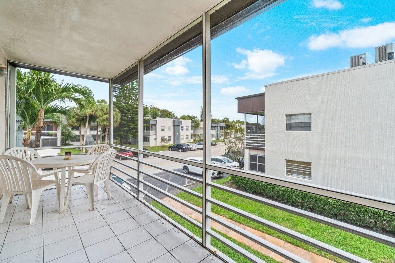 715 Normandy O, Delray Beach, FL 33484 photo 16