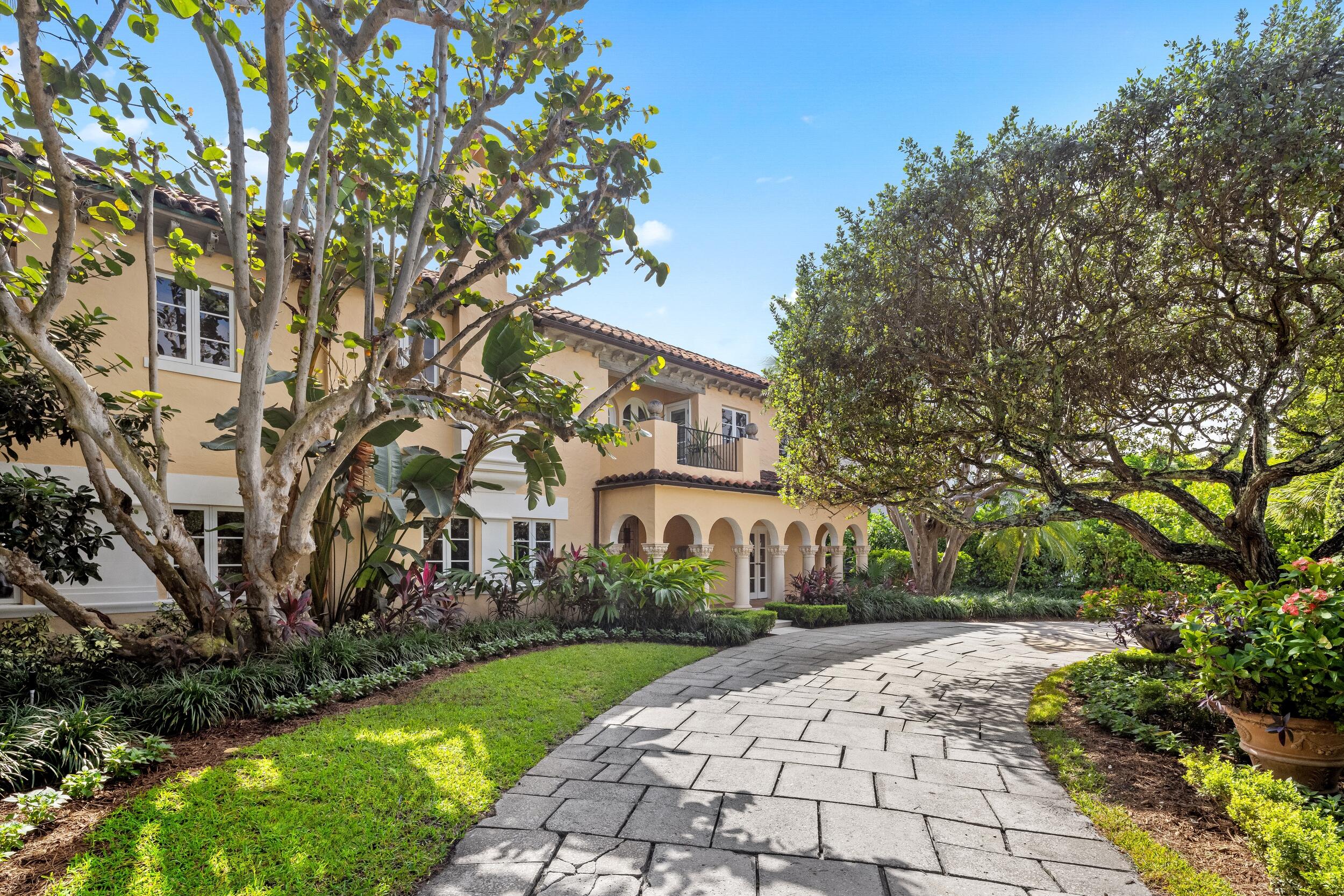 124 Brazilian Avenue, Palm Beach, FL 33480, Palm Beach