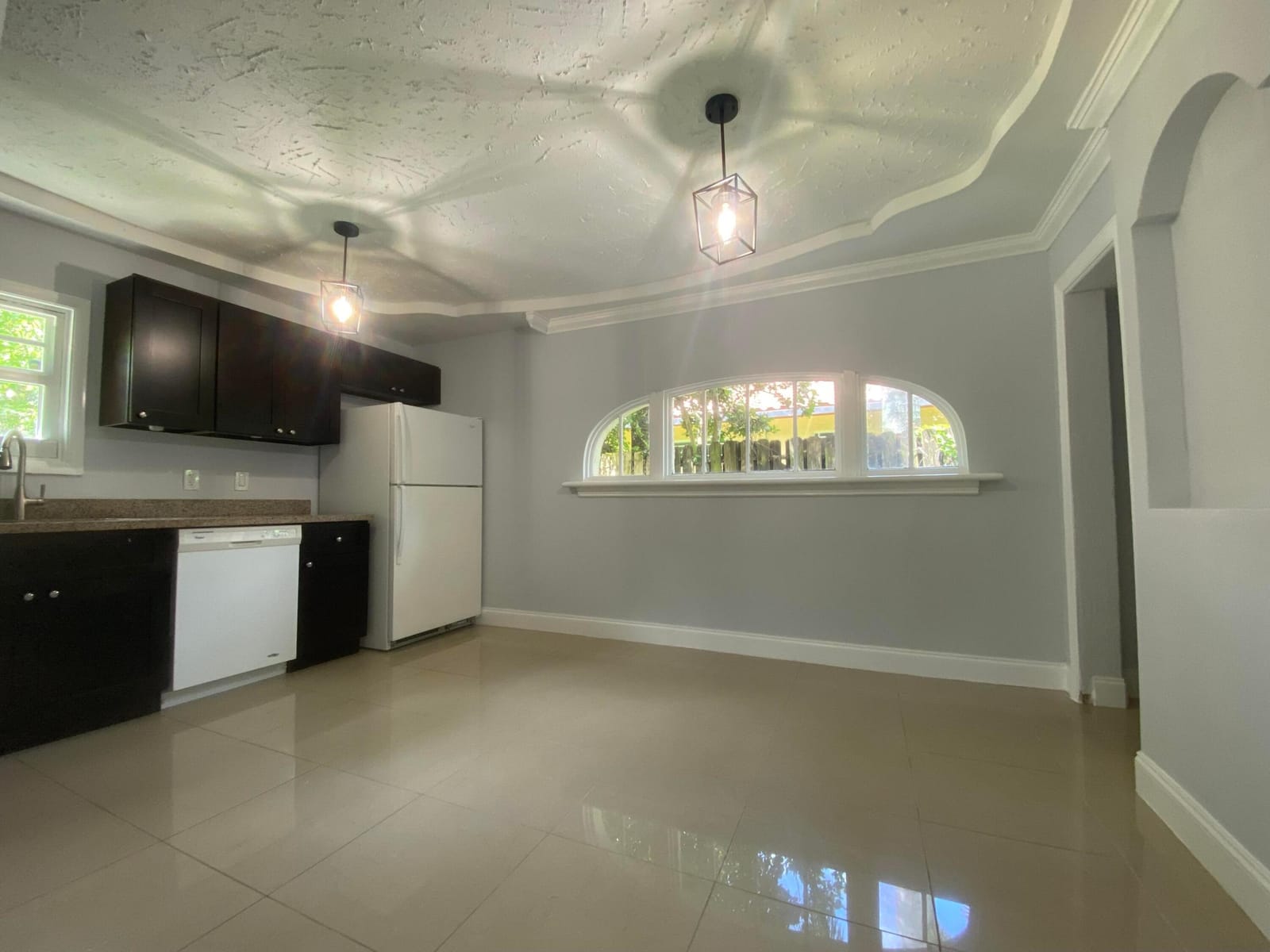 8090 Dillman Road — photo 3