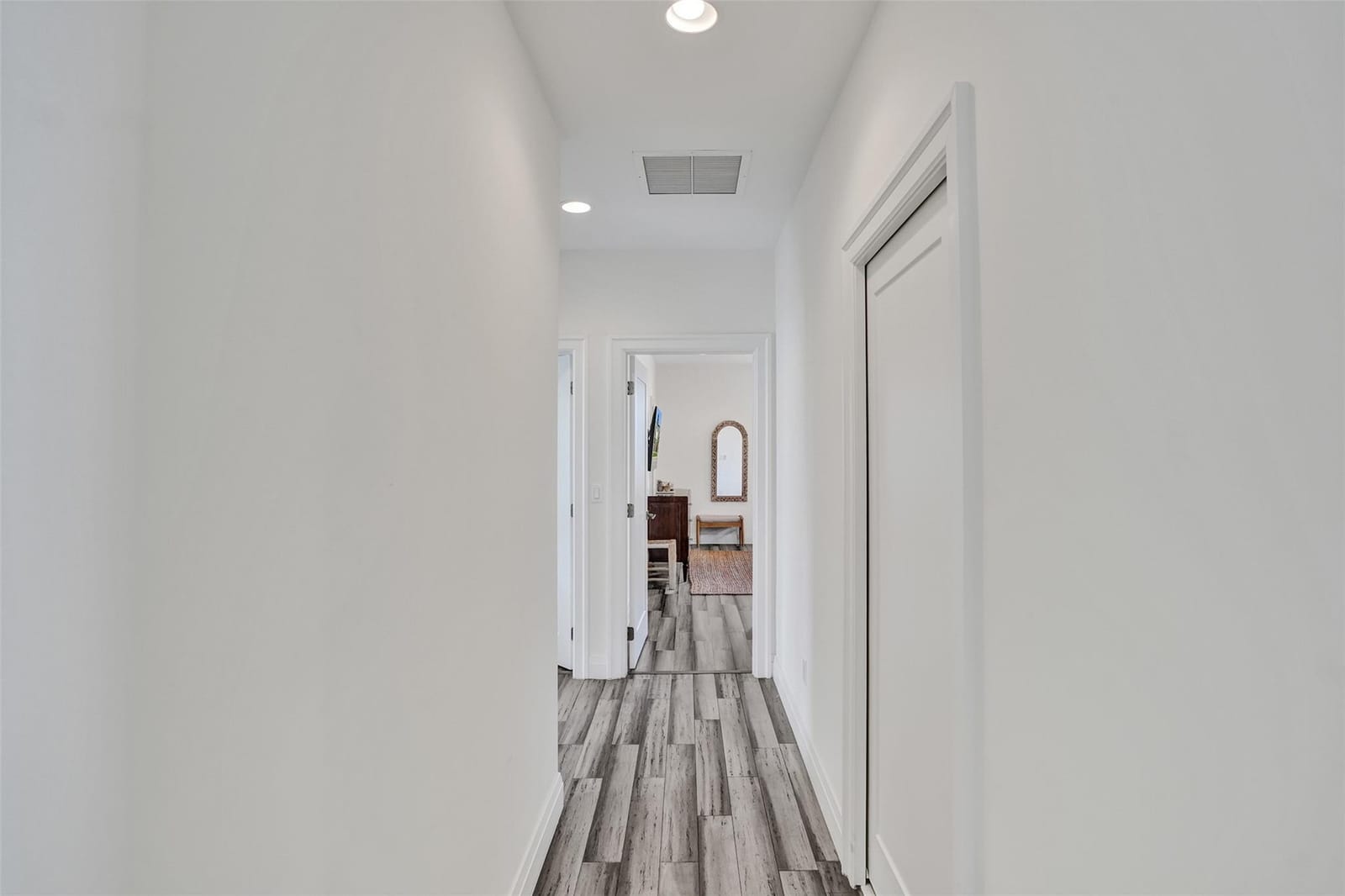 233 NE 11th Street 233, Fort Lauderdale, FL 33304 photo 12