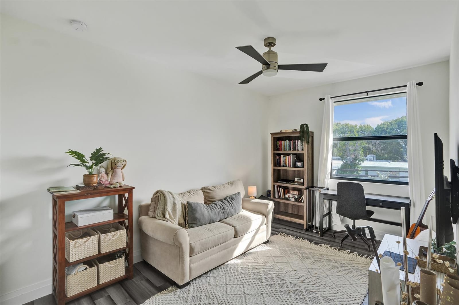 233 NE 11th Street 233, Fort Lauderdale, FL 33304 photo 14