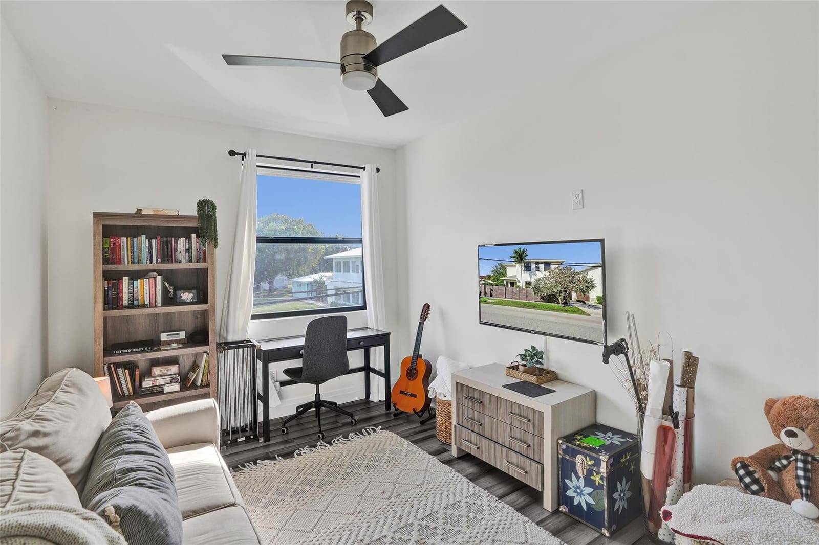 233 NE 11th Street 233, Fort Lauderdale, FL 33304 photo 15