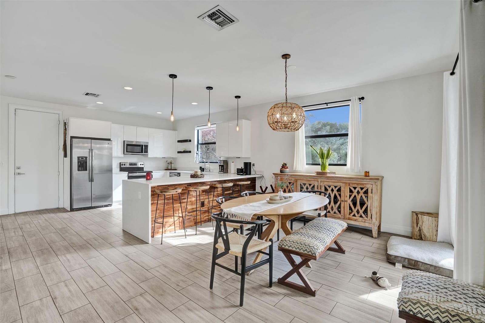 233 NE 11th Street 233, Fort Lauderdale, FL 33304 photo 6