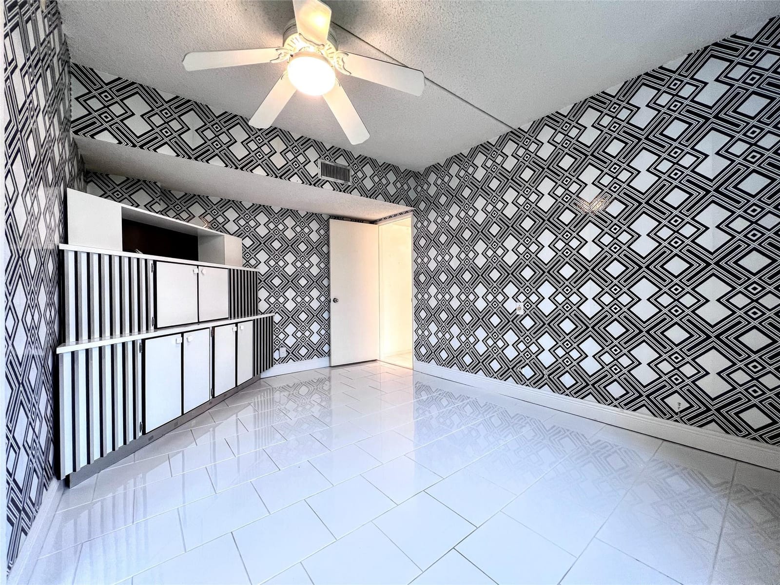 800 Cypress Grove Drive 106, Pompano Beach, FL 33069 photo 23
