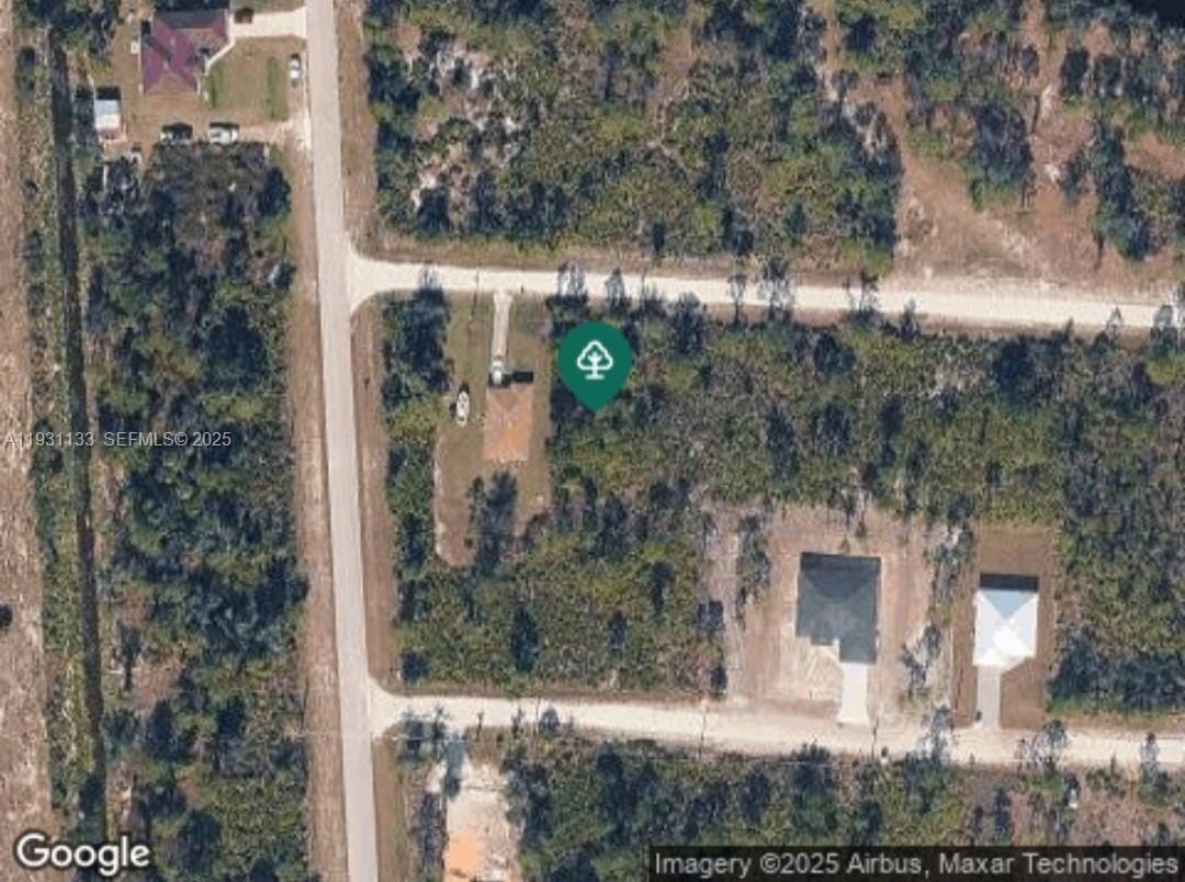 27037 Seeger Drive — photo 2