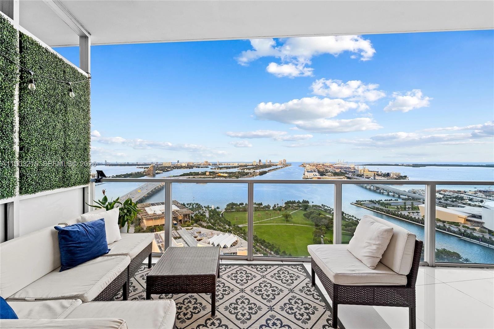 1100 Biscayne Boulevard 3303, Miami, FL 33132