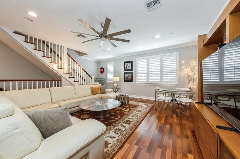 310 E Mallory Circle — photo 11