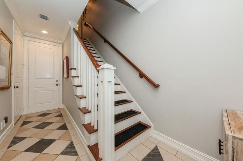 310 E Mallory Circle — photo 3