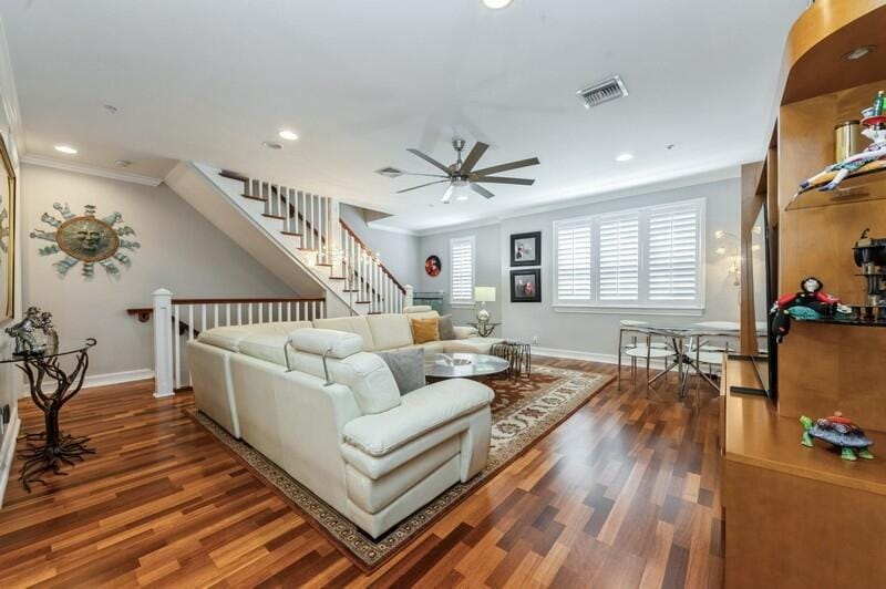 310 E Mallory Circle — photo 9