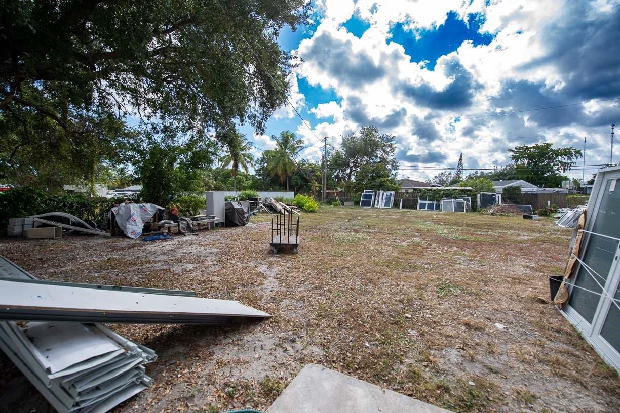 5738 W Hallandale Beach Boulevard, West Park, FL 33023 photo 18