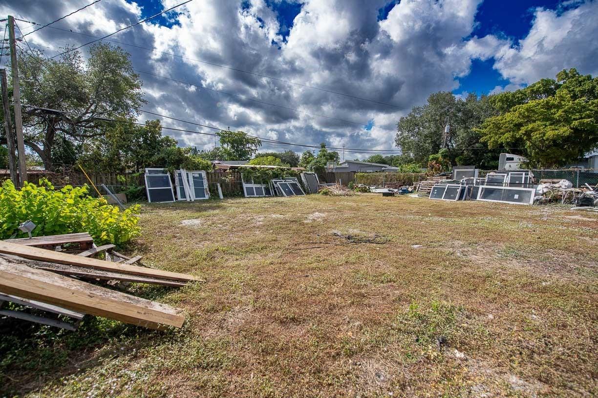 5738 W Hallandale Beach Boulevard, West Park, FL 33023 photo 21