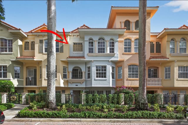 11778 Valencia Gardens Avenue, Palm Beach Gardens, FL 33410