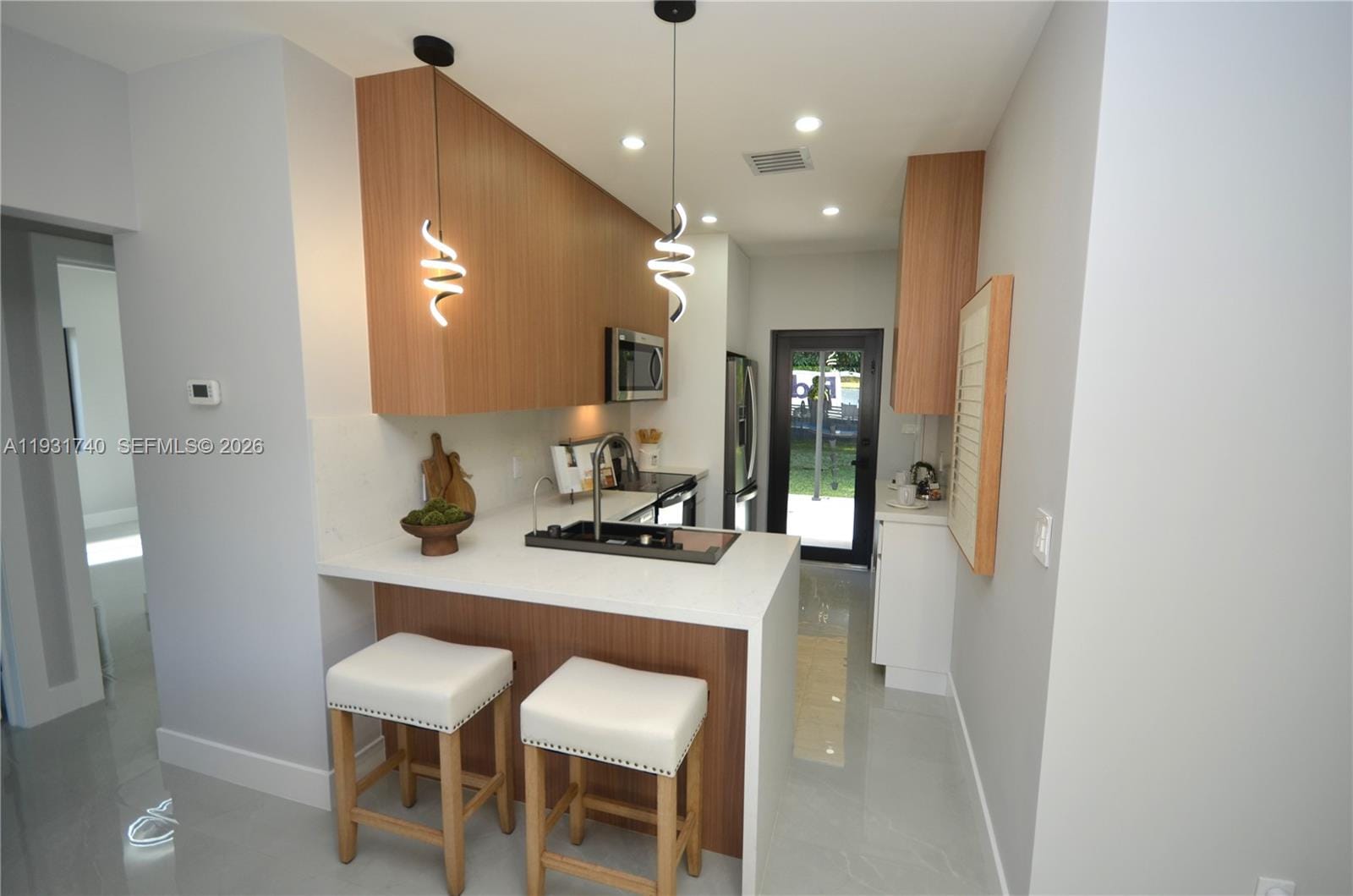 1144 NE 144th Street, North Miami, FL 33161 photo 6