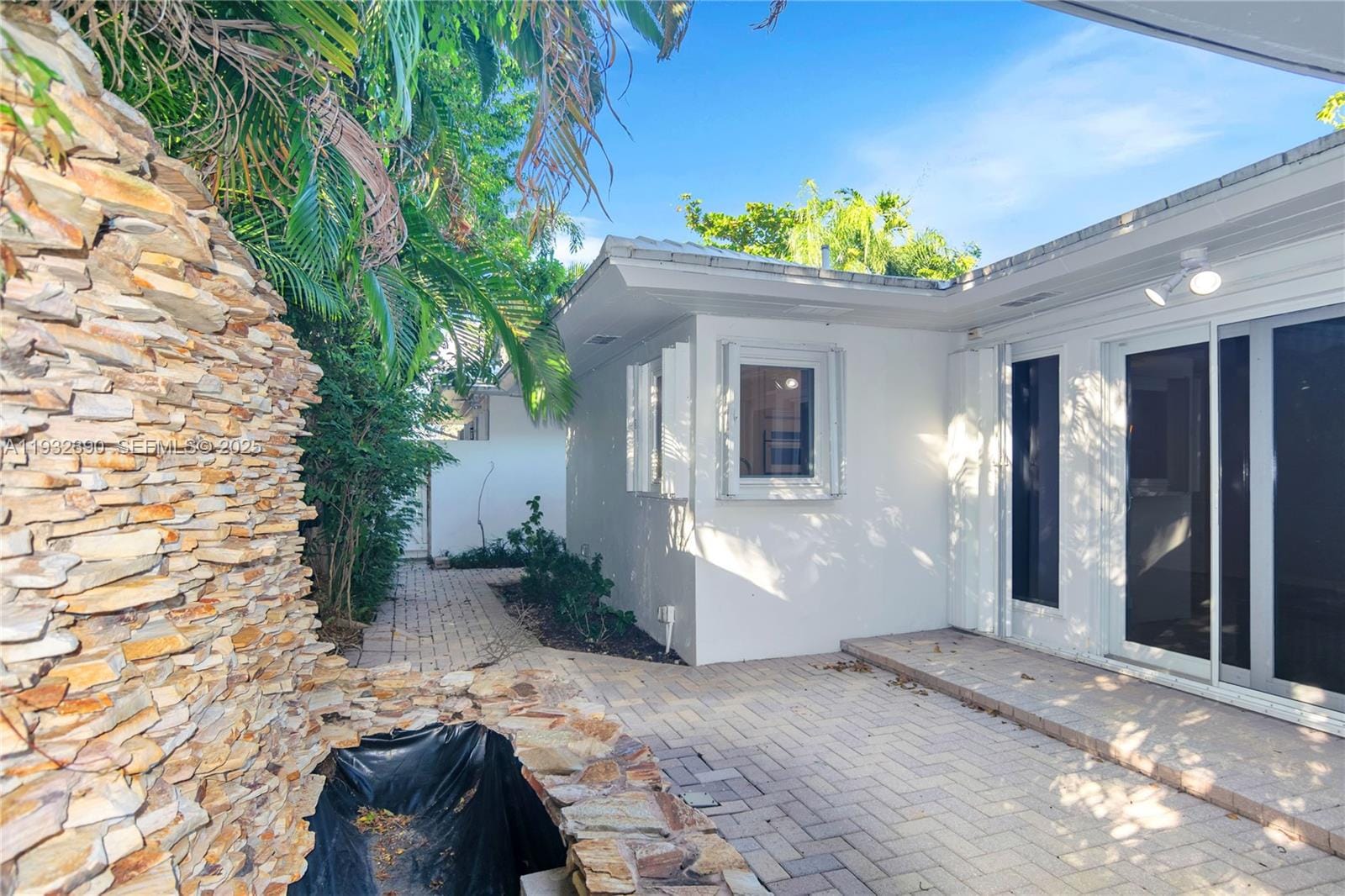 205 NE 16th Terrace, Fort Lauderdale, FL 33301 photo 7