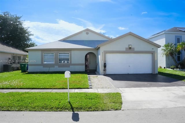 9670 Glacier Drive, Miramar, FL 33025