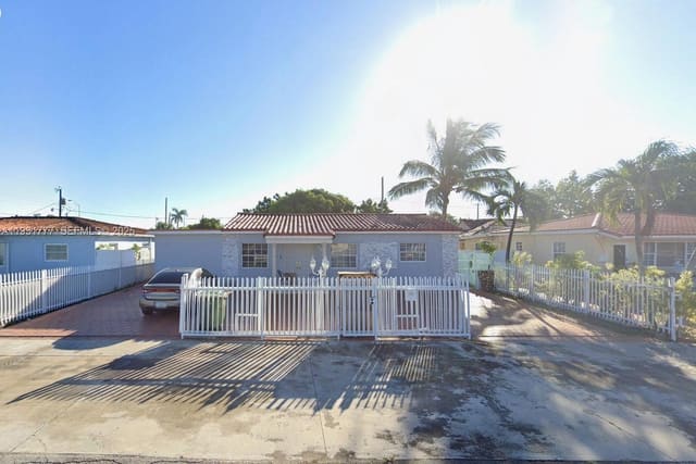4841 W 2nd Lane, sold in Ideal Homes Sub No 4, Hialeah, FL