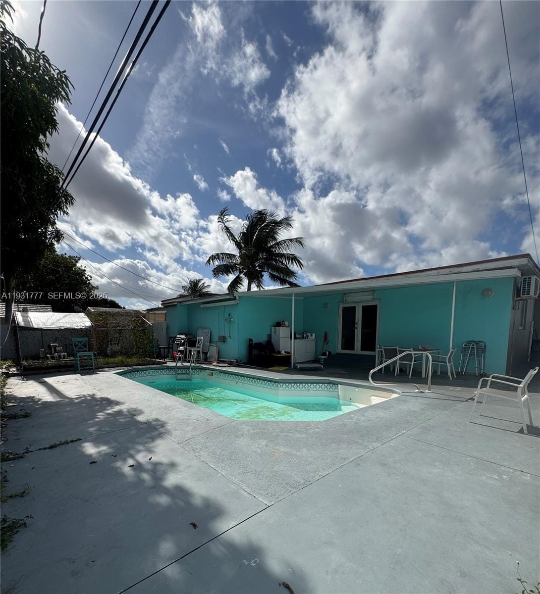 4841 W 2nd Lane, Hialeah, FL 33012 photo 4