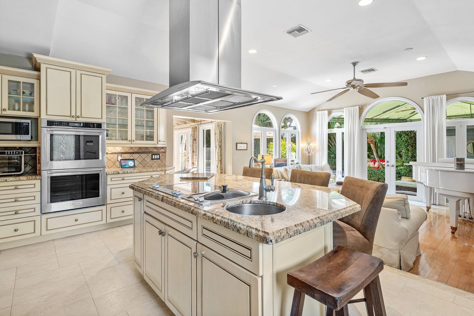 802 NE 2nd Street, Delray Beach, FL 33483 photo 14