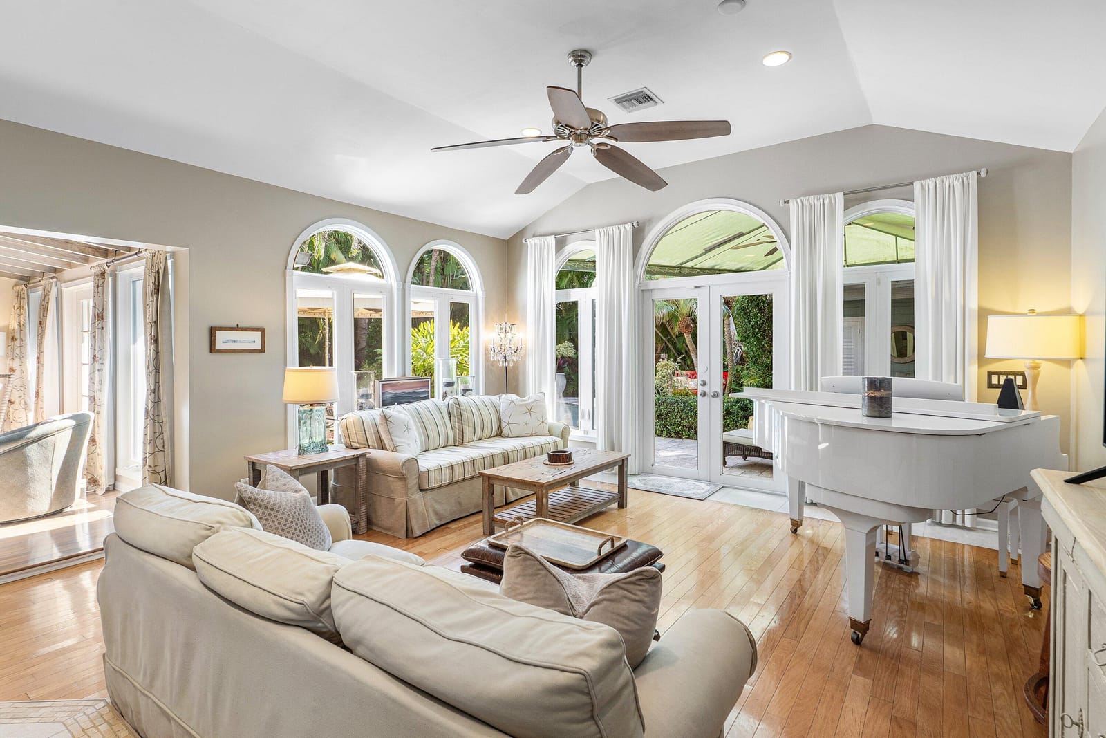 802 NE 2nd Street, Delray Beach, FL 33483 photo 18