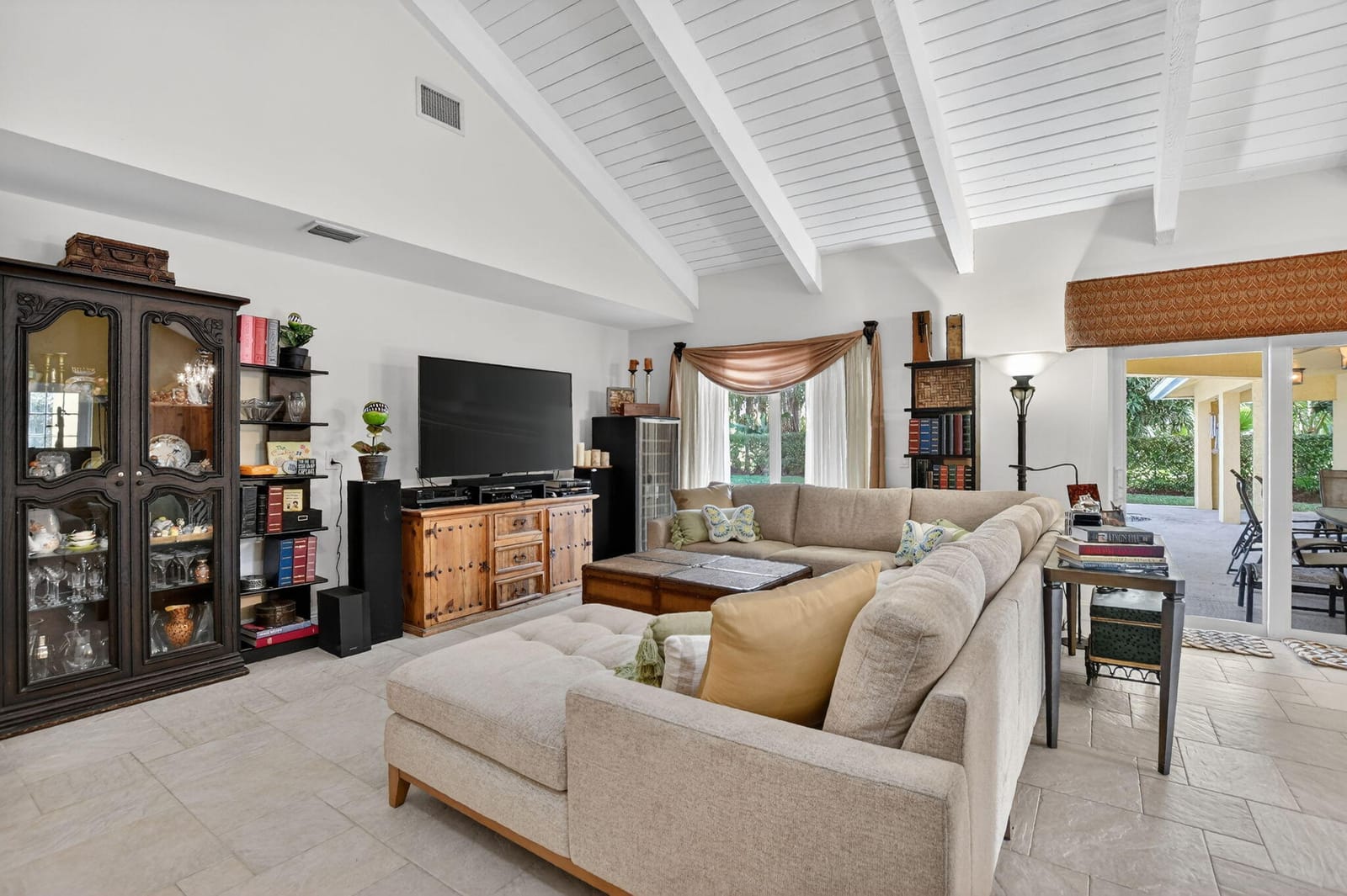21310 Escondido Way S — photo 6