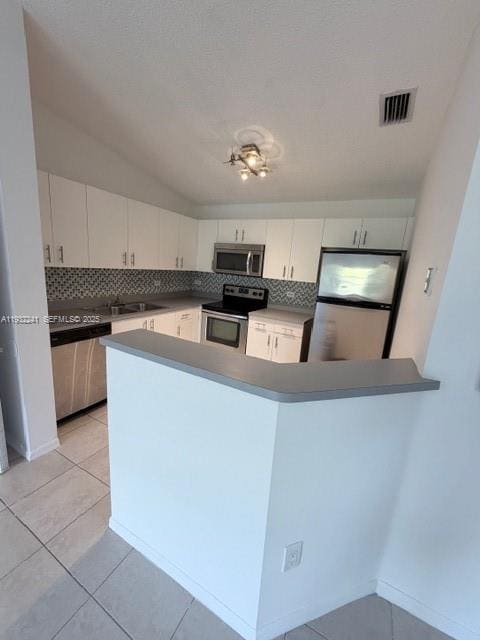 3650 N 56th Avenue 516, sold in Lakewood At Emerald Hills, Hollywood, FL