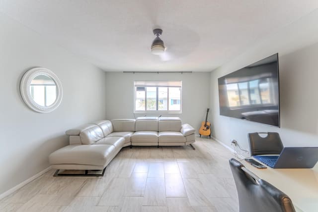 6260 NE 18th Avenue 824, Fort Lauderdale, FL 33334