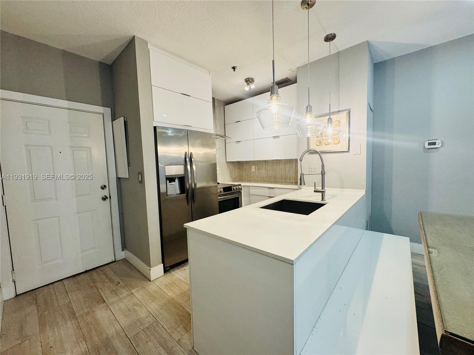 2734 Bird Avenue 106 — photo 2