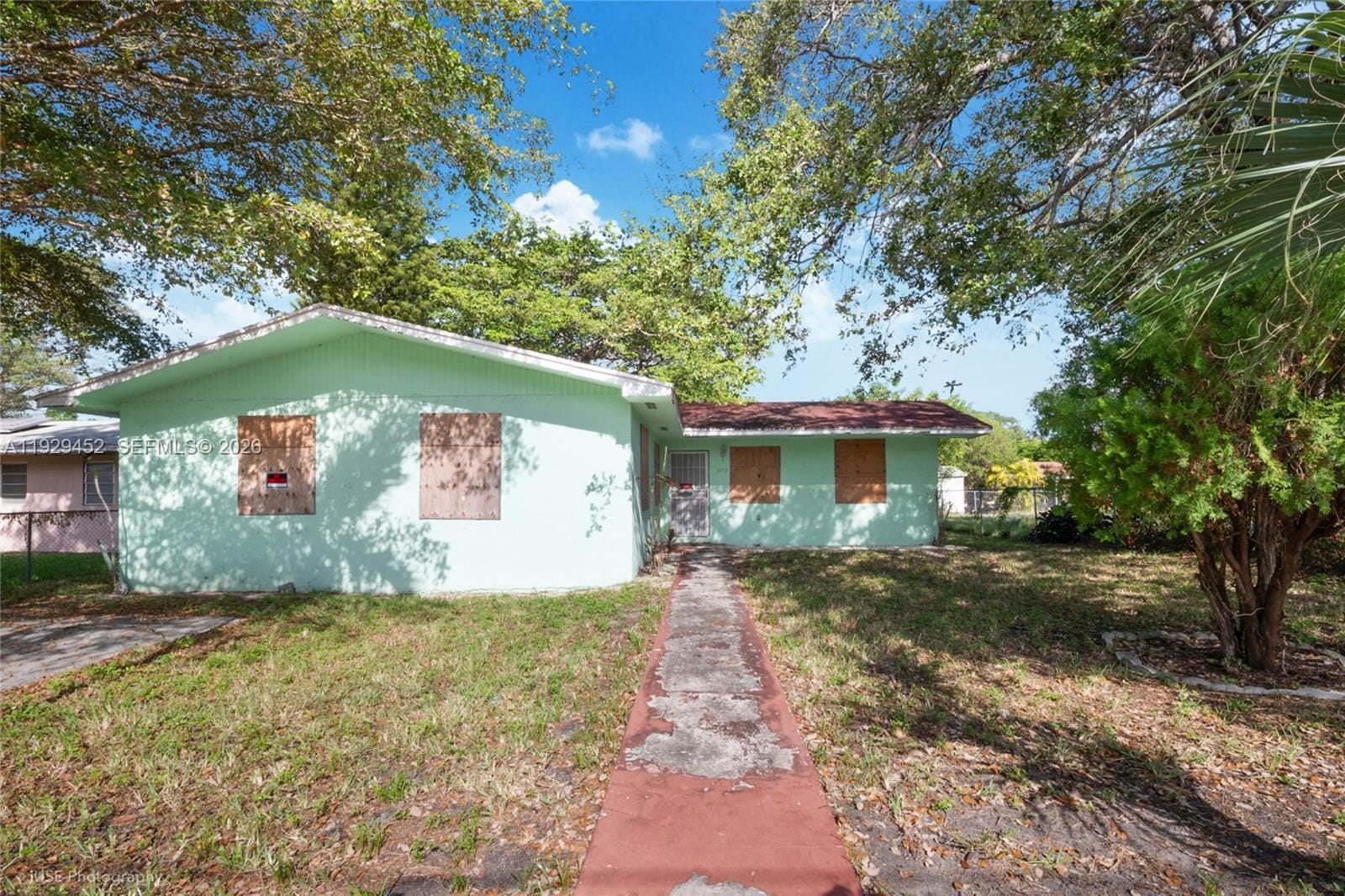 3715 Oak Avenue, Miami, FL 33133