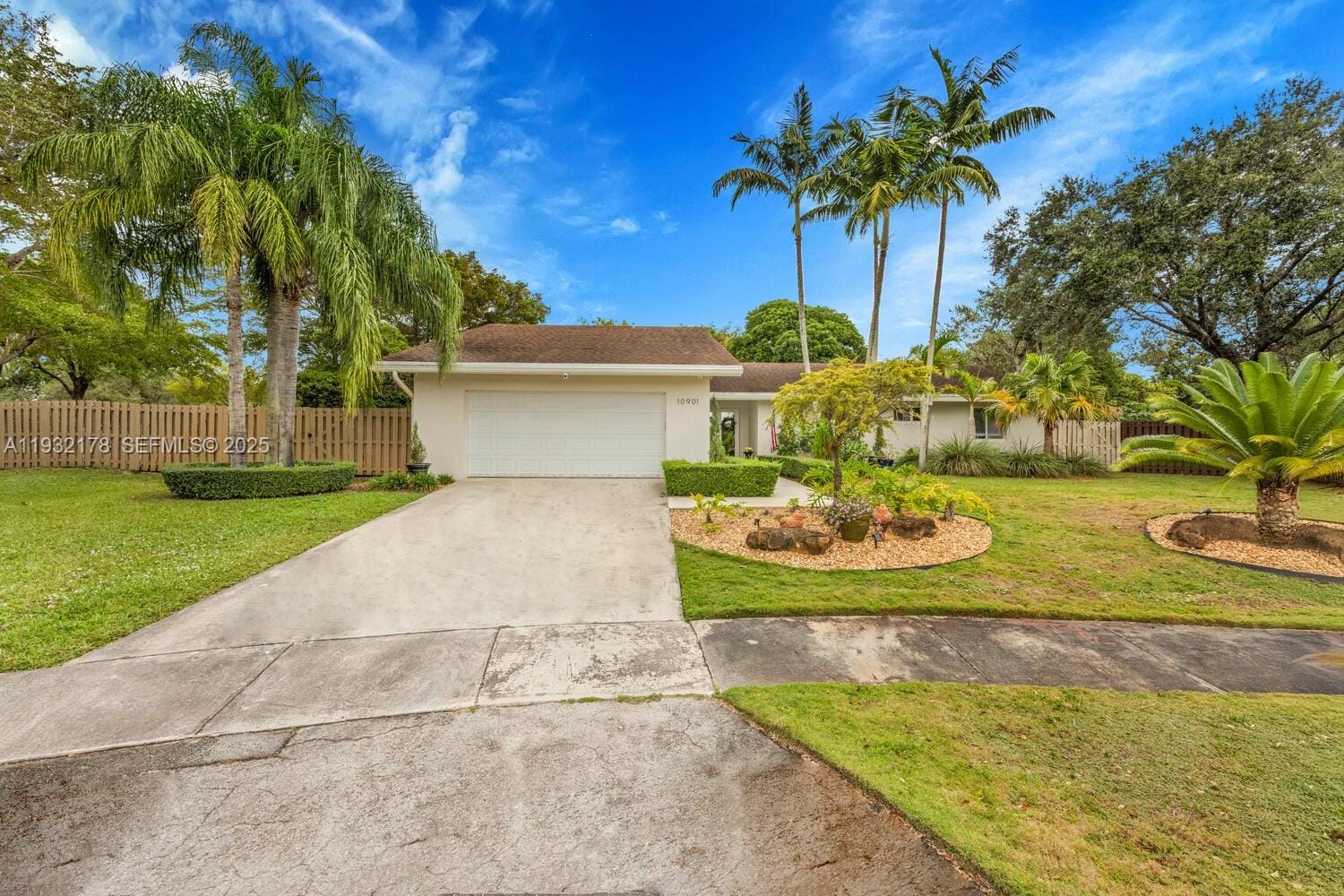 10901 SW 116th Avenue, Miami, FL 33176