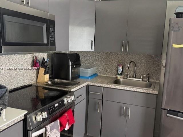 67 NW 34th Street — photo 3