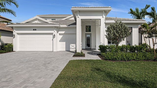 13616 Le Christine Drive, Palm Beach Gardens, FL 33412
