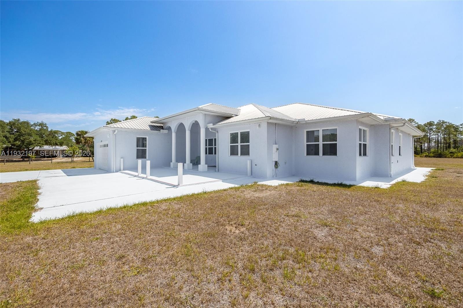 1083 Pollywog Drive, FL 33935 photo 3