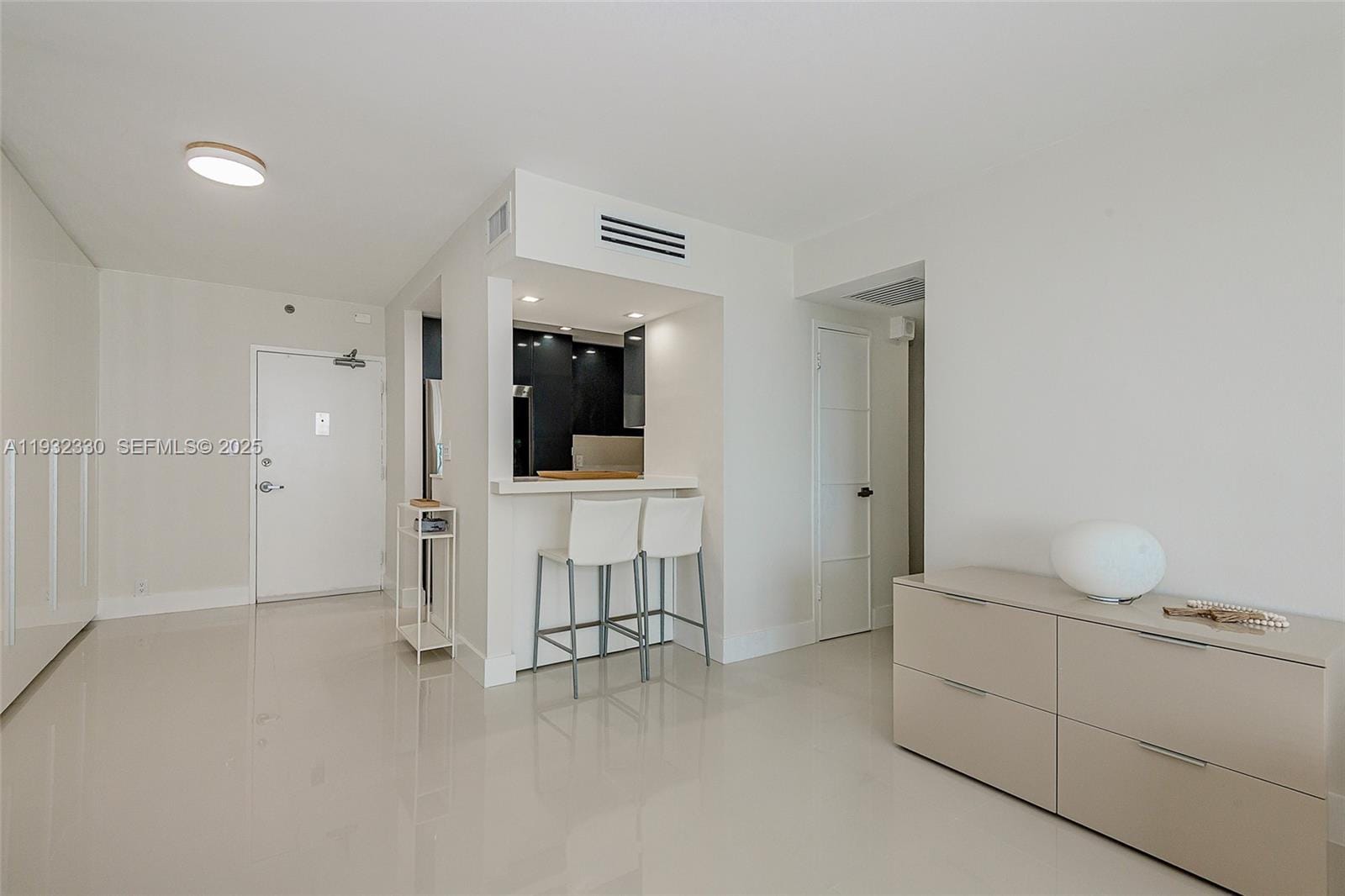 1000 West Avenue 327, Miami Beach, FL 33139 photo 12