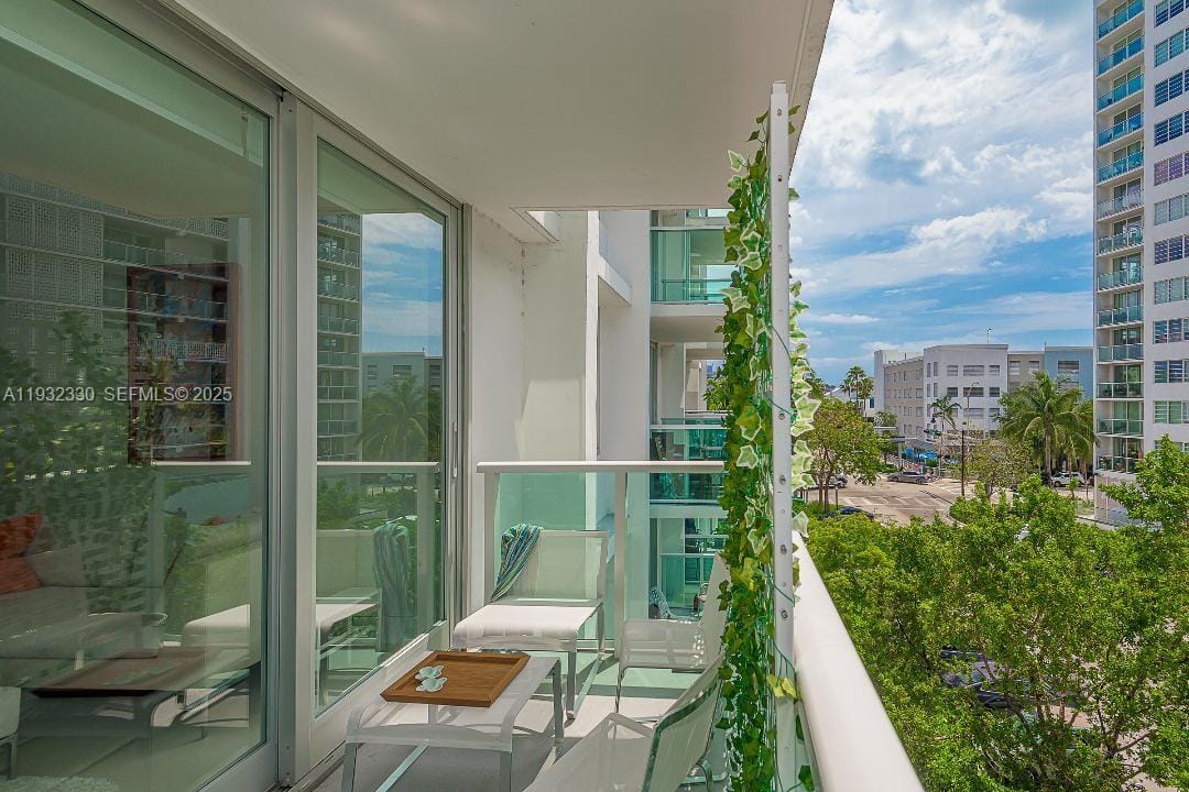 1000 West Avenue 327, Miami Beach, FL 33139 photo 3