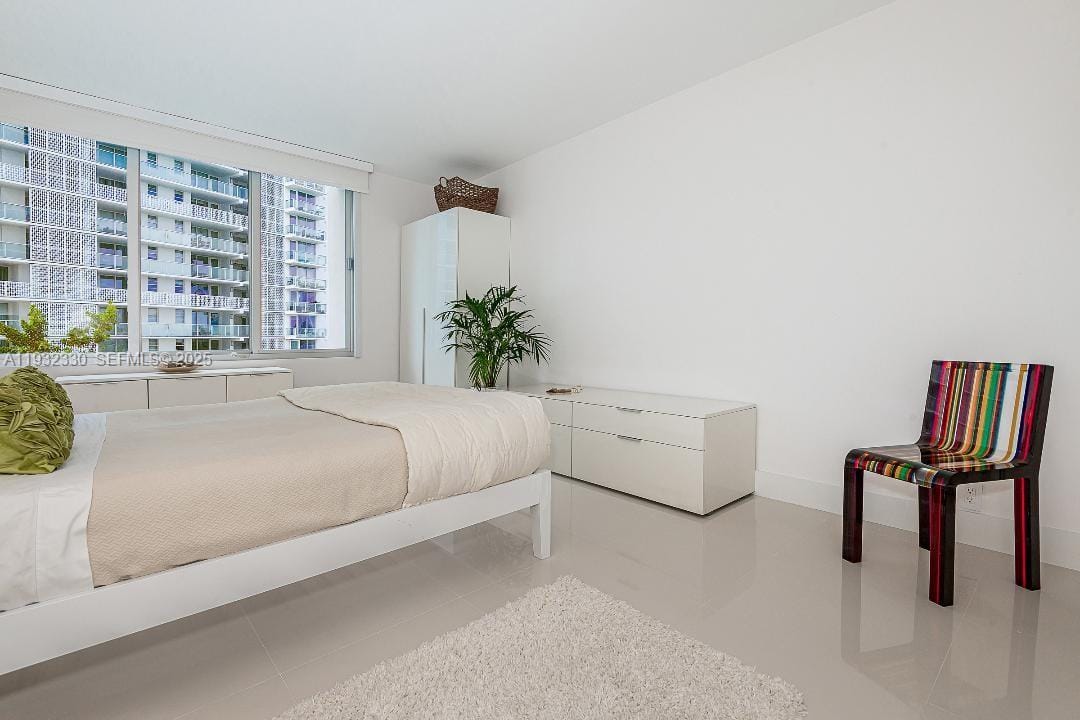 1000 West Avenue 327, Miami Beach, FL 33139 photo 21