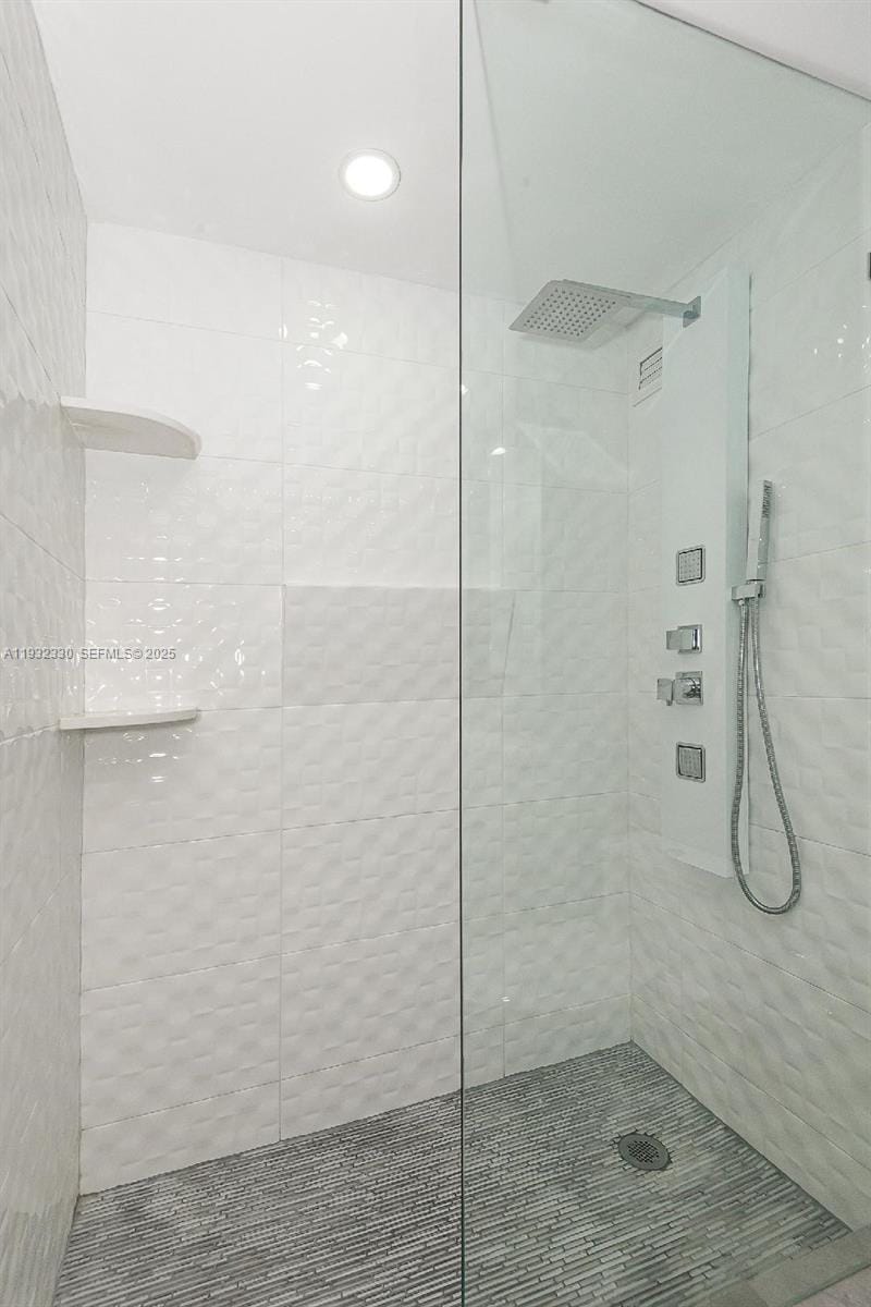 1000 West Avenue 327, Miami Beach, FL 33139 photo 26