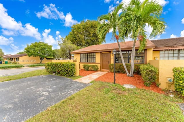 14719 SW 84th Terrace, sold in Kendale Lakes West Townho, Miami, FL