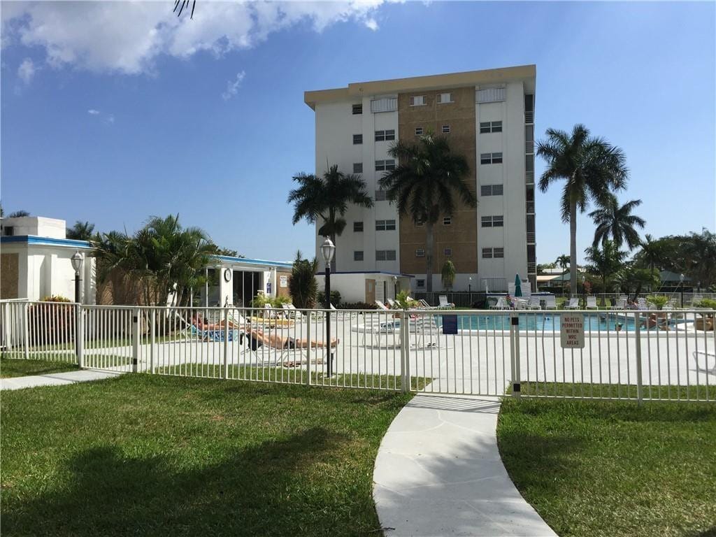 3040 NE 16th Avenue 303 A, Oakland Park, FL 33334 photo 14