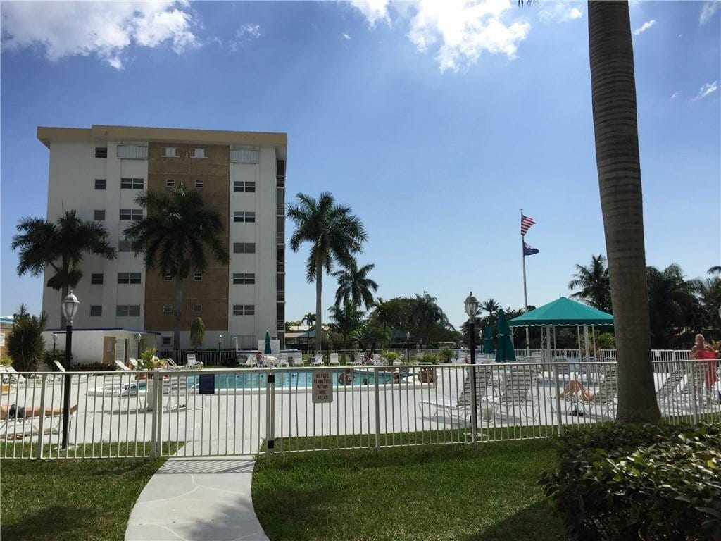 3040 NE 16th Avenue 303 A, Oakland Park, FL 33334 photo 15