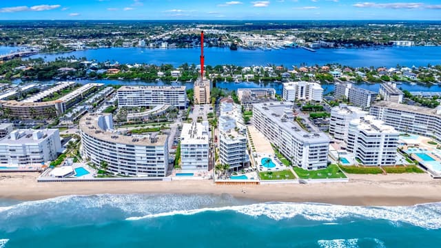 3581 S Ocean Boulevard 3B, sold in Horizon West Condo, South Palm Beach, FL