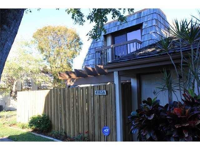 4183 Palm Bay Circle A, West Palm Beach, FL 33406