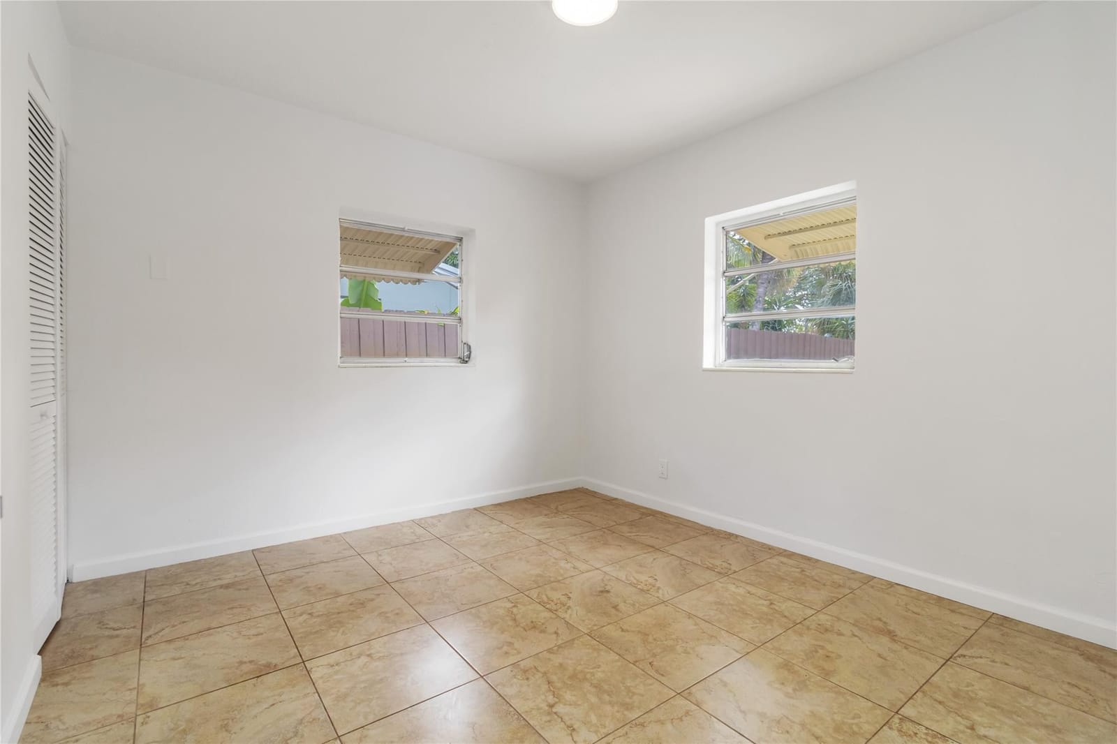 500 NE 61st Court, Fort Lauderdale, FL 33334 photo 17