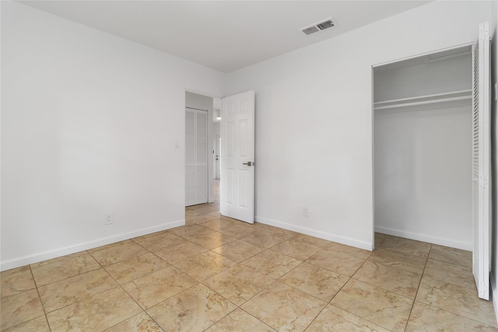 500 NE 61st Court, Fort Lauderdale, FL 33334 photo 19